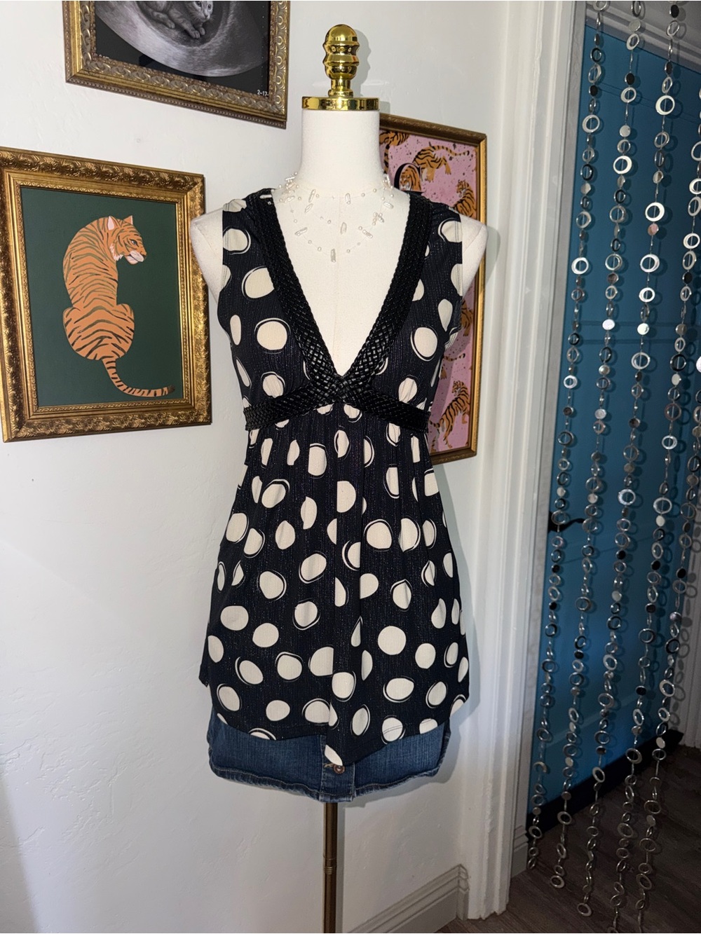 Vintage Y2K Black & Cream Polka Dot V-Neck Tank Top